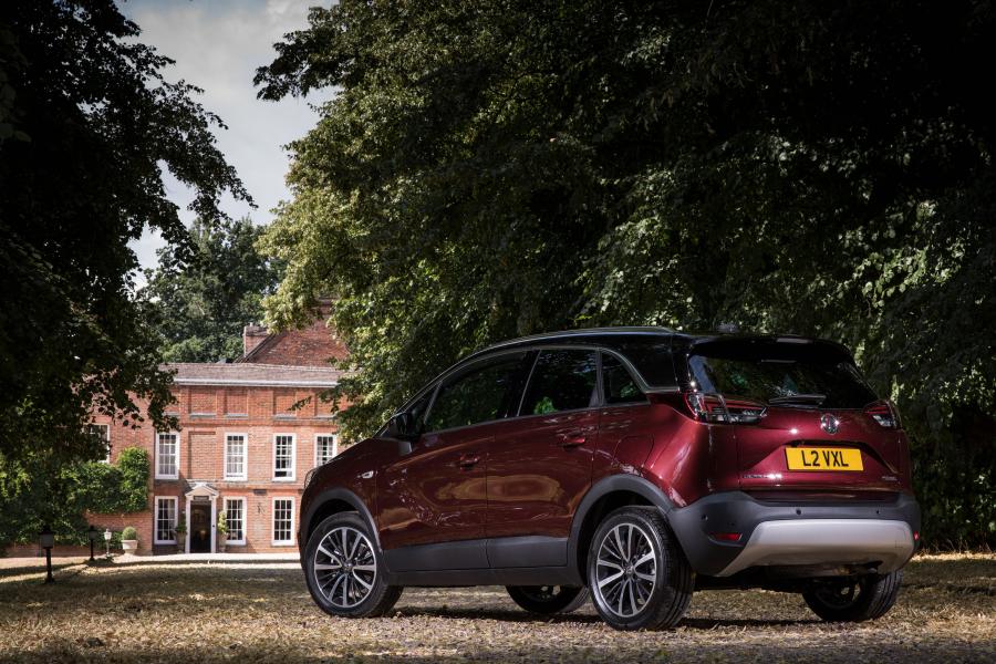  Vauxhall Crossland X Turbo Ultimate 2018 года  (фото 14 из 27)